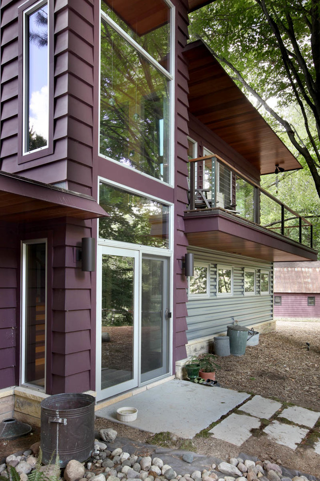 Inspiration for a contemporary deck remodel in Grand Rapids