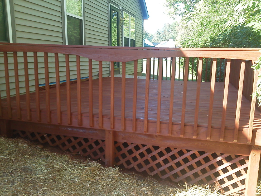 Inspiration for a timeless deck remodel in Indianapolis