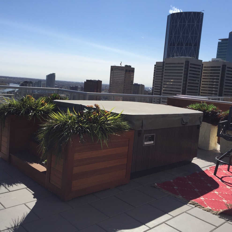 SPW OUTDOOR Contemporary Deck Calgary by Silk Plant Warehouse