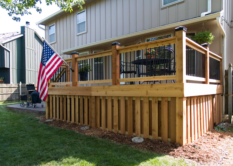 Example of a classic deck skirting design in Kansas City