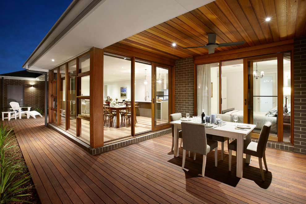 Design ideas for a medium sized contemporary back terrace in Geelong with a roof extension.