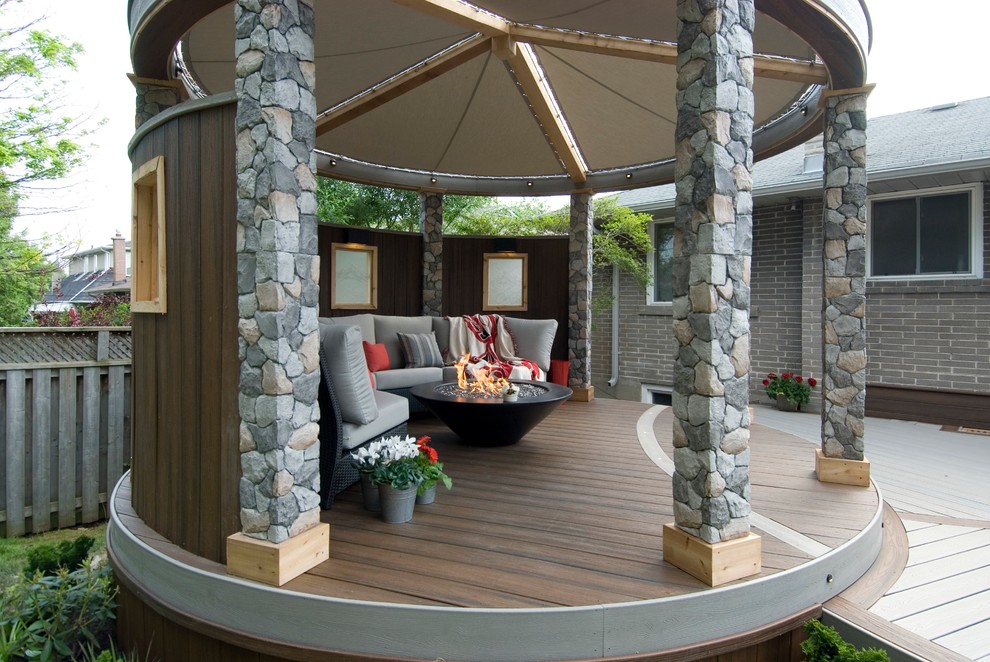 The West Coast Deck Contemporary Deck Toronto by Paul Lafrance