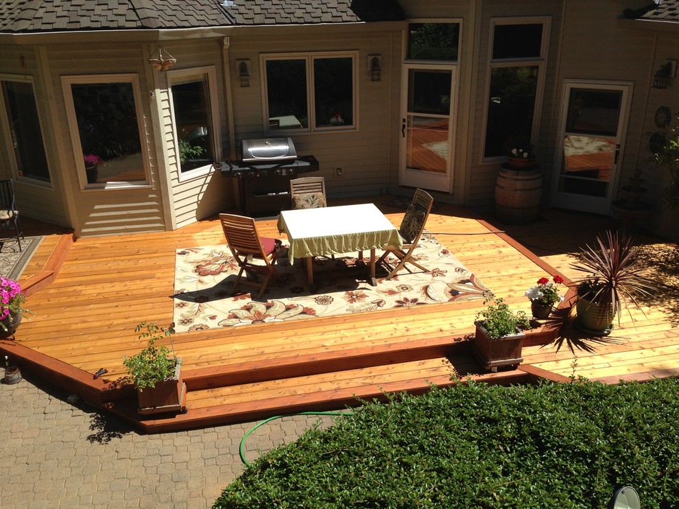 Tight Knot Cedar Deck - Craftsman - Deck - Portland - by Decking ...