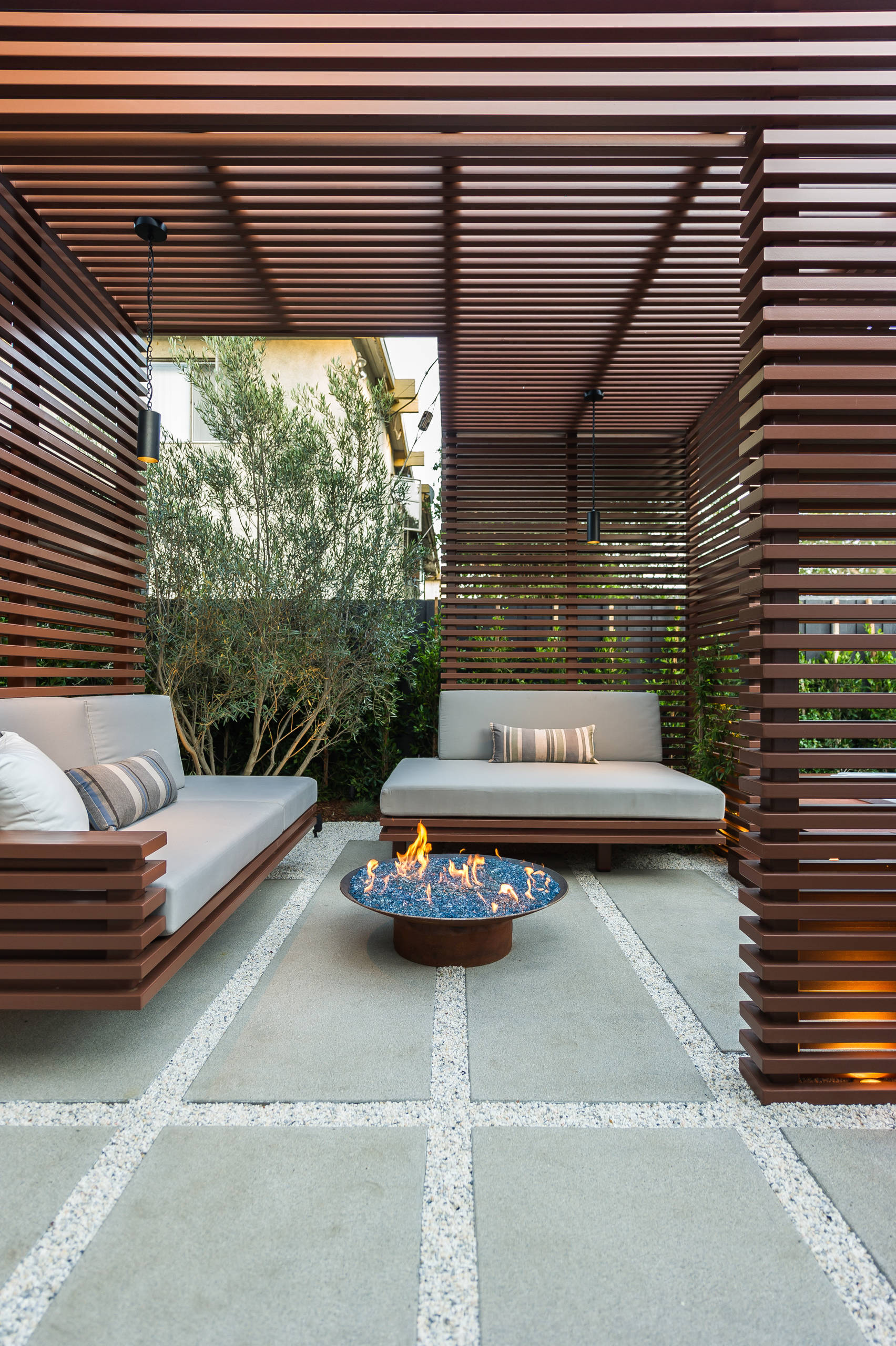 outdoor screens for patios on 12 Outdoor Screen Ideas That Are Pretty And Private Houzz Au