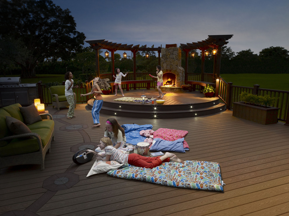 Example of a classic deck design in Baltimore