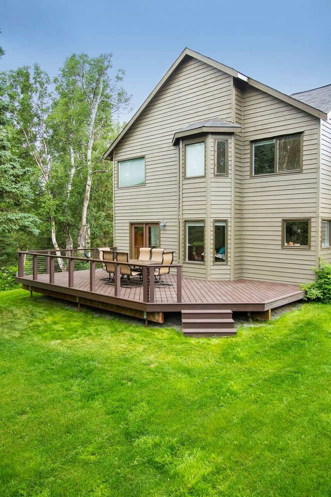 Trex Entry Walkway and Side Deck with Cable Rail Contemporary Deck