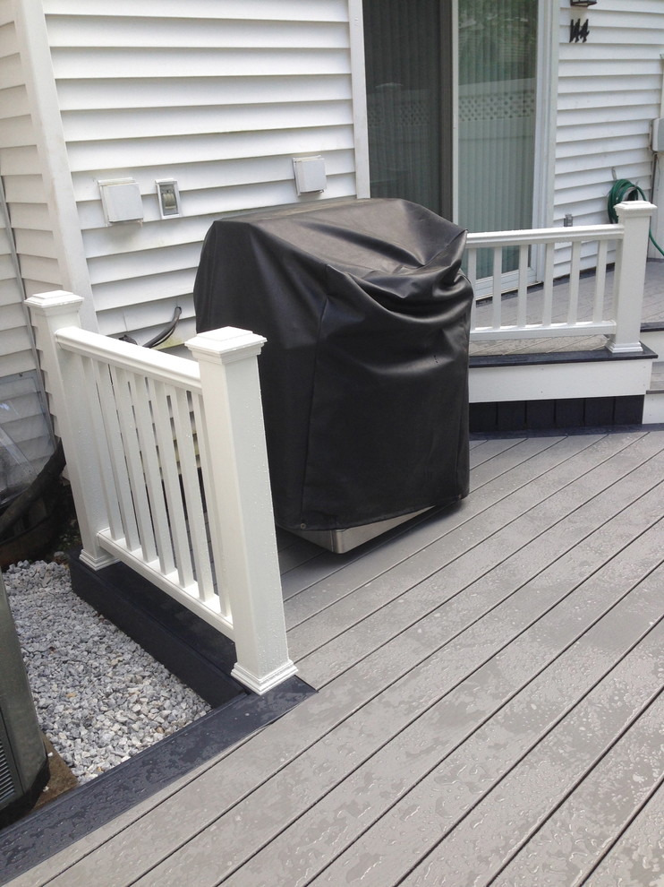 Trex Select Pebble Stone/ Winchester Gray Deck New York by