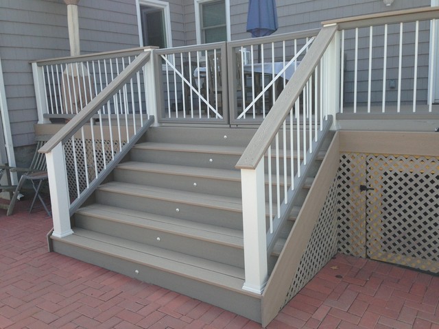 Trex Transcends Gravel Path & Rope Swing Decking - Modern - Deck - New York  - by Stellar Decks