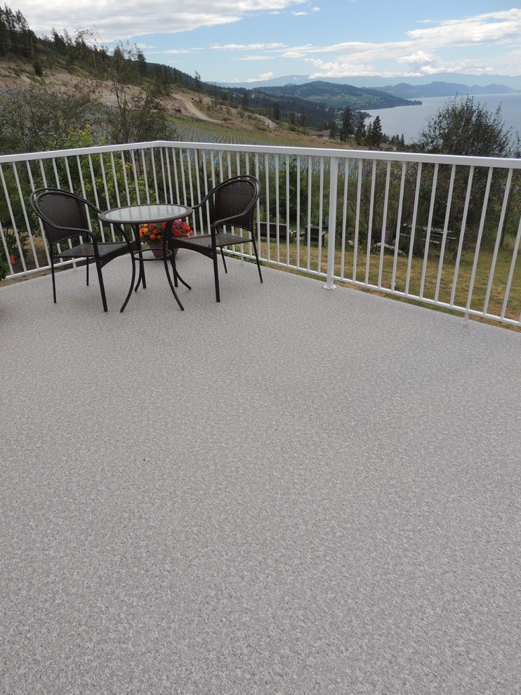 Tufdek Supreme Graphite | Vinyl Decking Installation - Traditional