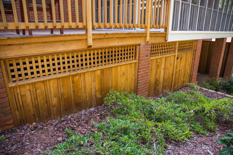 Deck - traditional backyard deck idea in Atlanta