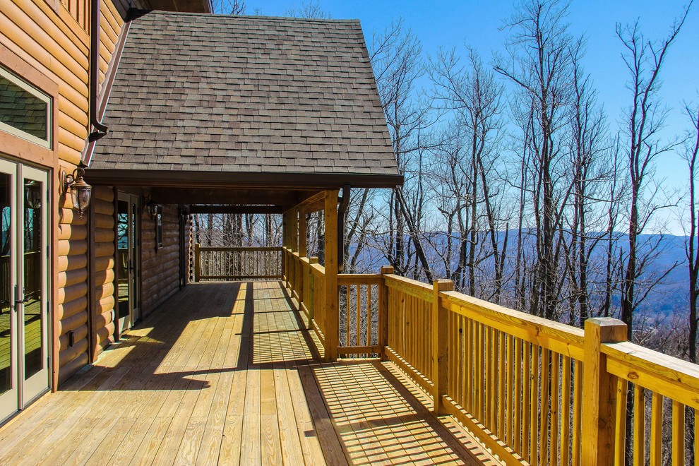 Mountain style deck photo in Charlotte