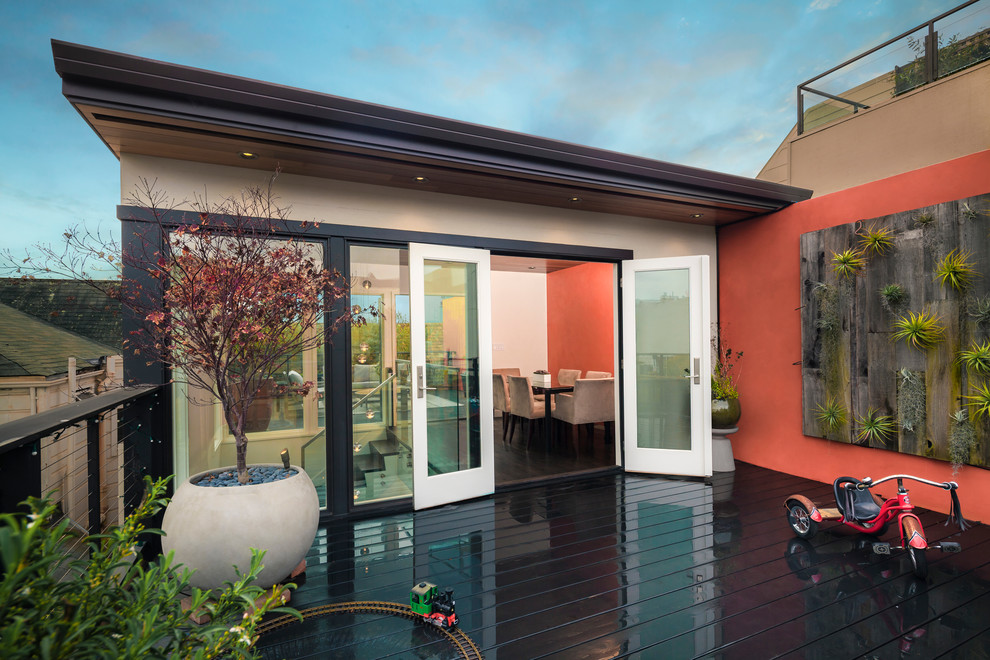 Inspiration for a classic roof terrace in San Francisco with a living wall and no cover.