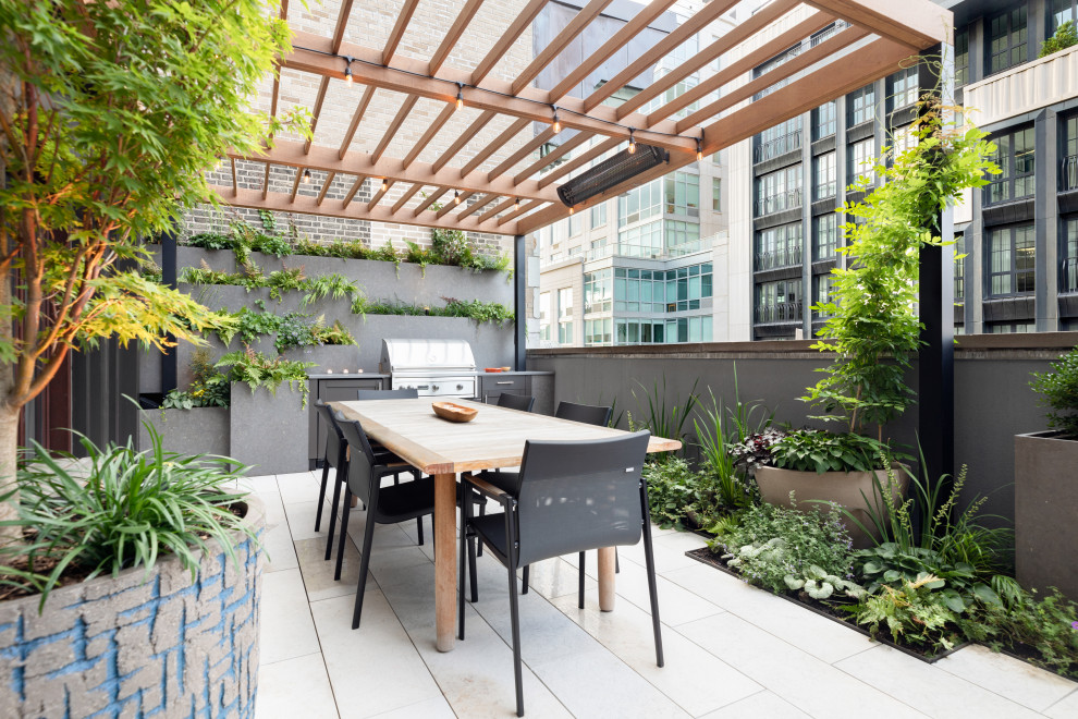 Inspiration pour une terrasse au premier étage design.