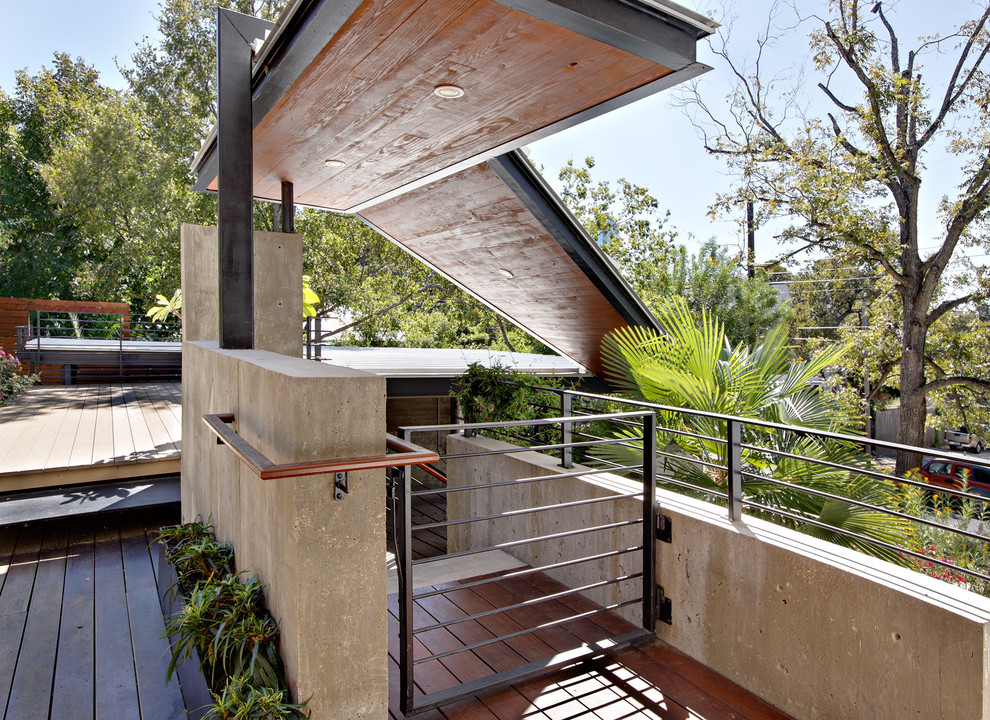 This is an example of a modern terrace in Austin.