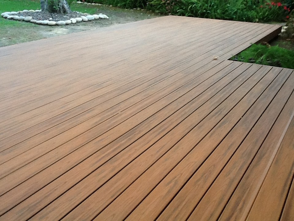 Inspiration for a mid-sized craftsman backyard deck remodel in Los Angeles with no cover
