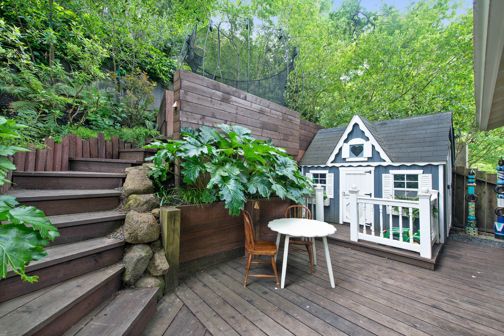 Источник вдохновения для домашнего уюта: маленькая терраса в стиле кантри для на участке и в саду