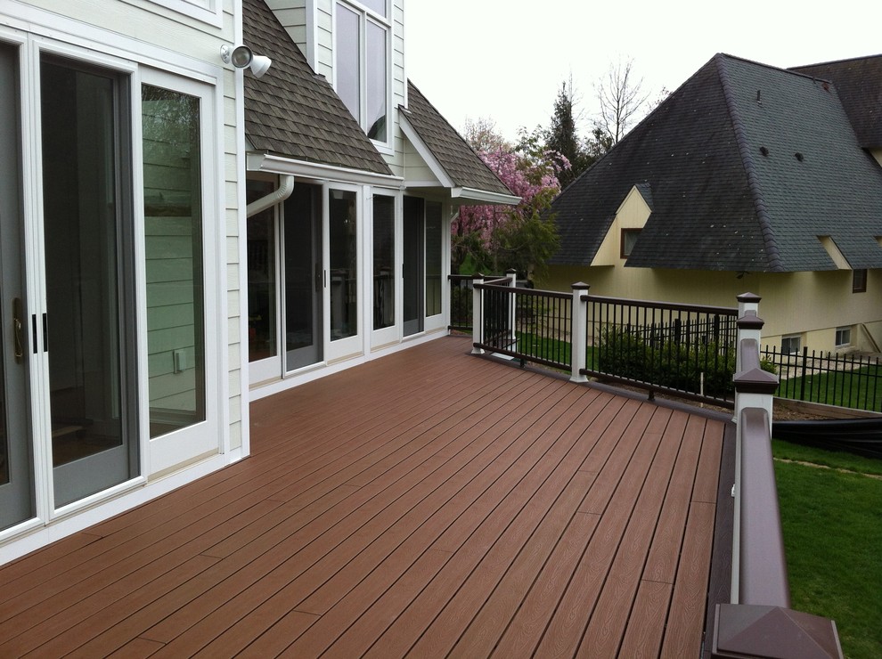 White Plains Deck Traditional Deck New York by Creative