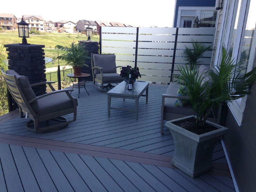 Windscreen and Privacy Glass Modern Deck Calgary by DeckView