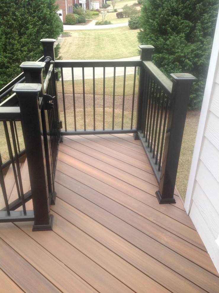 Woodmoore Atlanta, GA 30342 Traditional Deck Atlanta by