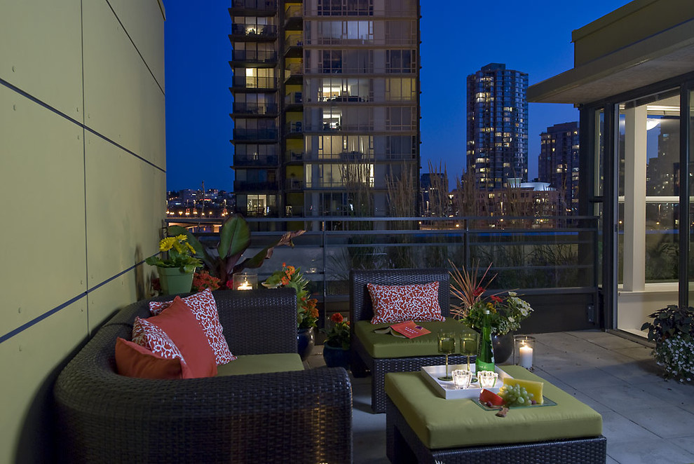 Unbedeckte Moderne Terrasse in Vancouver