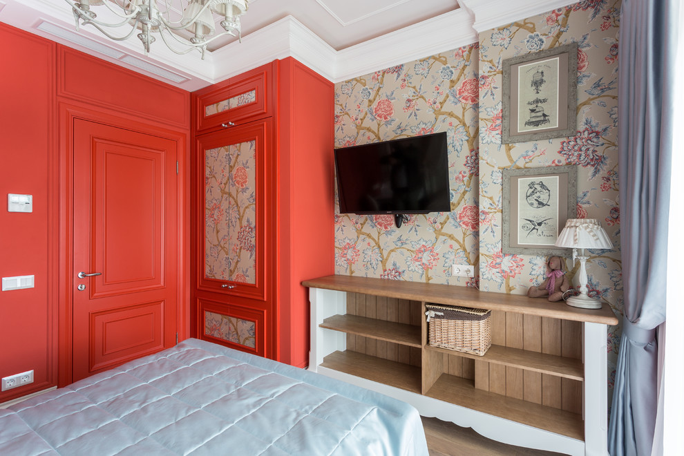 На фото: большая детская в стиле неоклассика (современная классика) с спальным местом, красными стенами, светлым паркетным полом и коричневым полом для подростка, девочки с