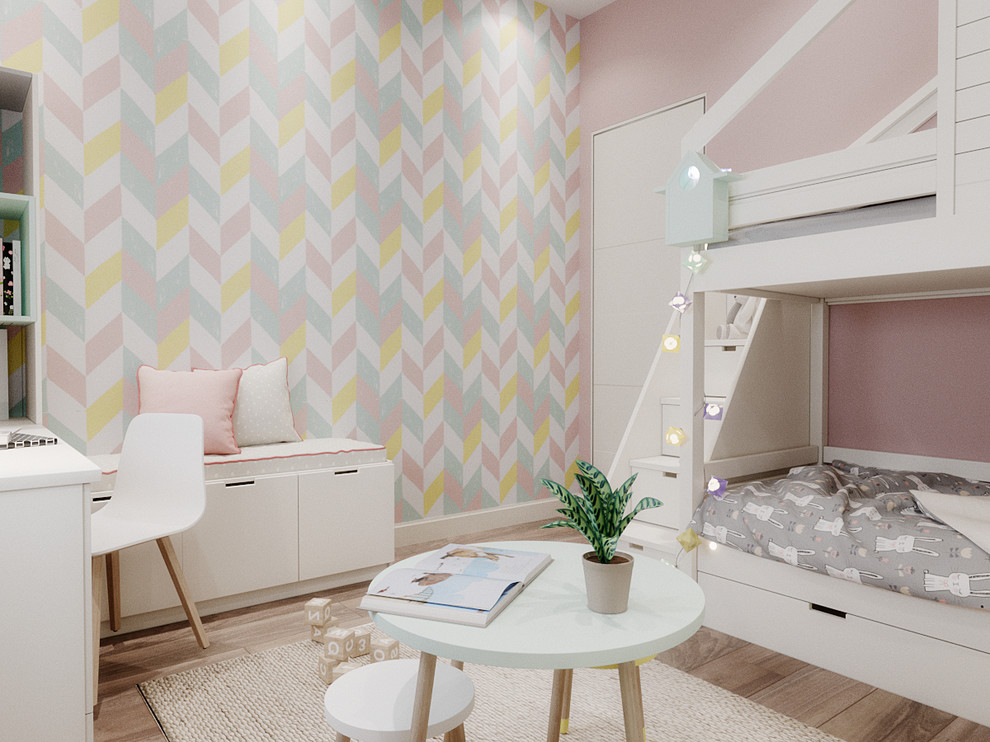 Пример оригинального дизайна: детская среднего размера в скандинавском стиле с спальным местом, розовыми стенами, темным паркетным полом и коричневым полом для ребенка от 4 до 10 лет, девочки