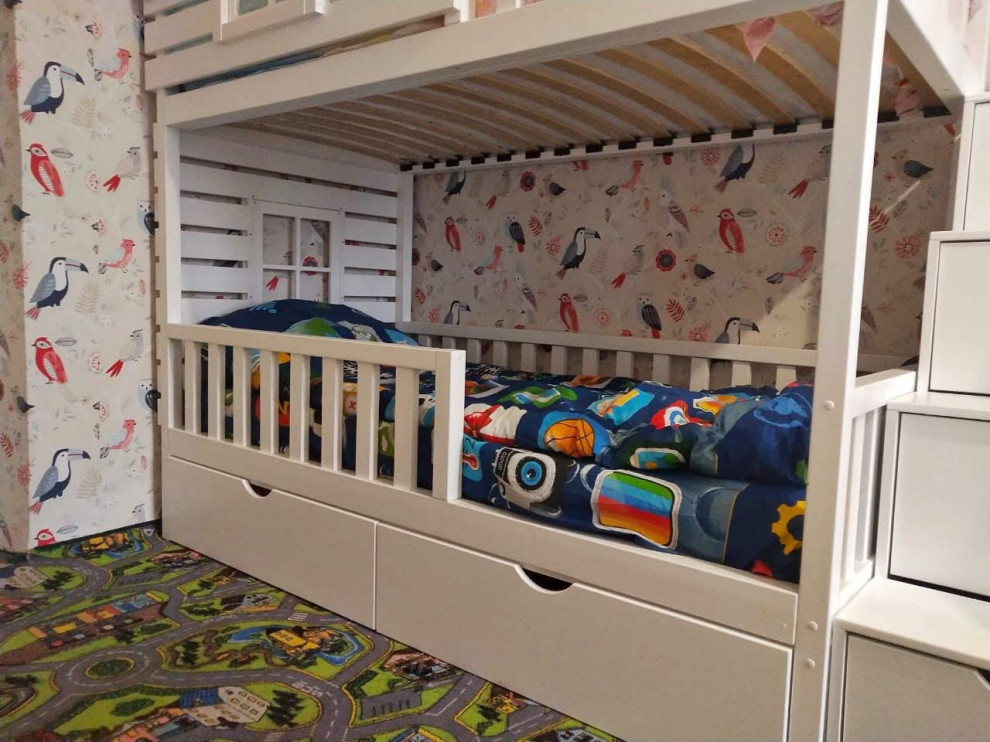 Exemple d'une chambre d'enfant de 4 à 10 ans tendance de taille moyenne.