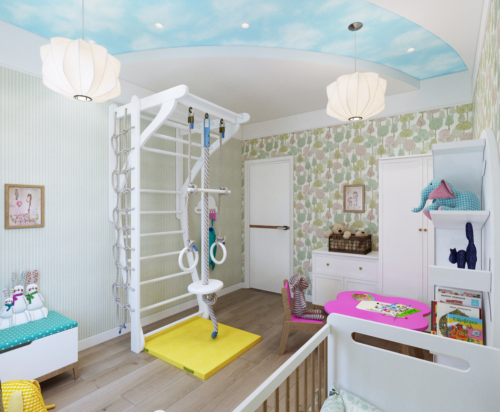 Inspiration för ett mellanstort funkis barnrum kombinerat med sovrum, med gröna väggar, mellanmörkt trägolv och beiget golv
