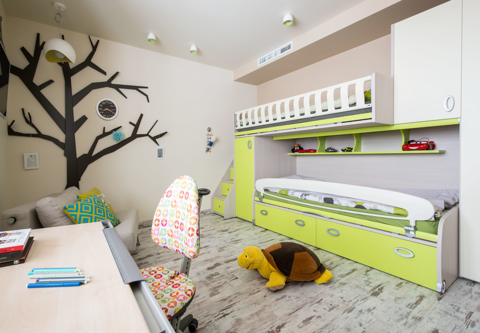 Inspiration pour une chambre neutre de 1 à 3 ans design avec un mur multicolore et un lit superposé.