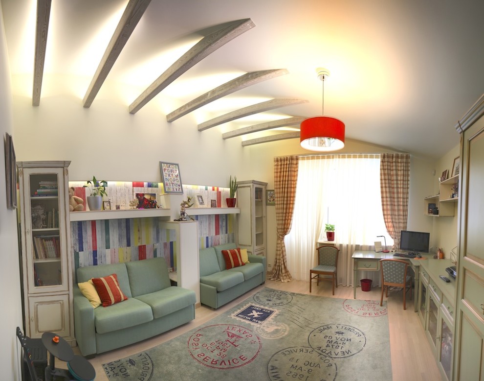 Design ideas for a traditional kids' bedroom in Moscow.