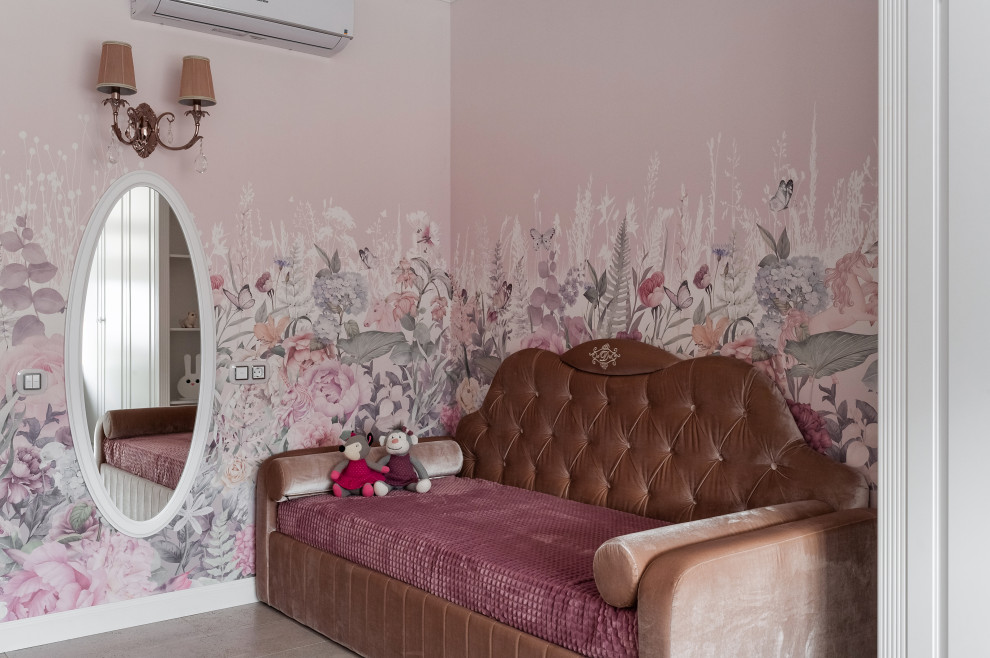 This is an example of a traditional kids' bedroom for girls in Novosibirsk with pink walls and beige floors.