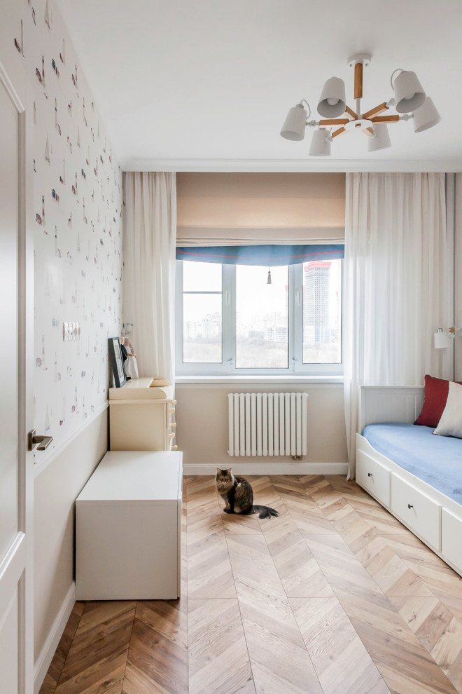 Photo of a small traditional children’s room for boys in Moscow with multi-coloured walls, laminate floors and beige floors.