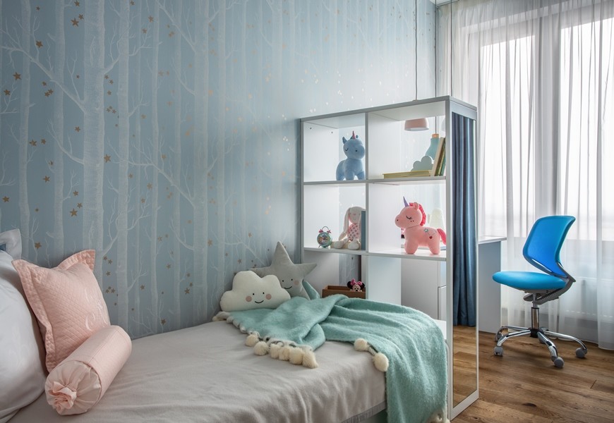 Inspiration for a contemporary kids' room remodel in Moscow
