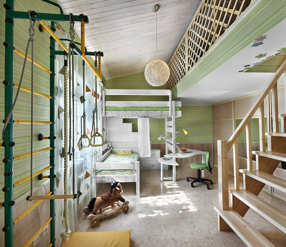 Ispirazione per una cameretta per bambini country con pareti verdi e pavimento in sughero