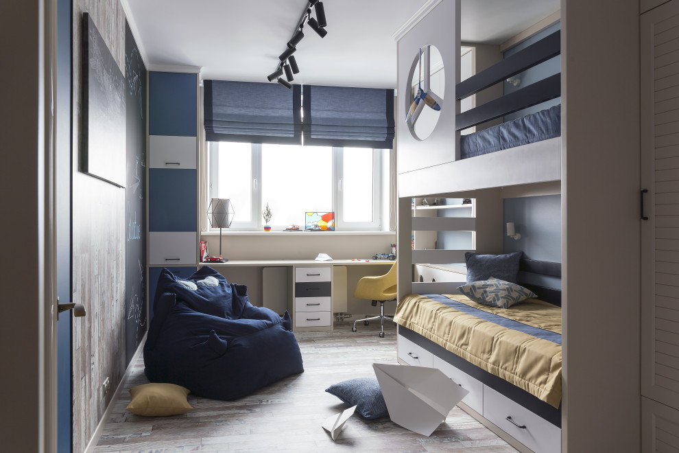 Bild på ett funkis barnrum kombinerat med sovrum