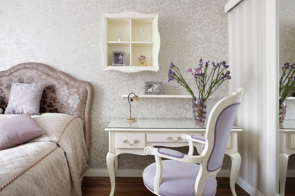 Inspiration for a transitional kids' room remodel in Moscow