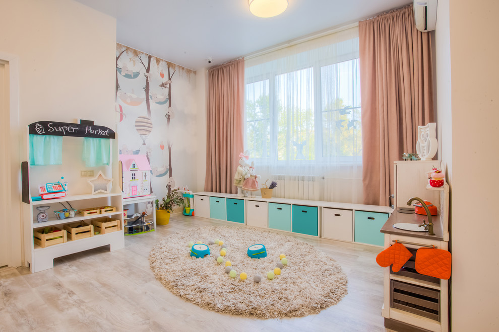 Aménagement d'une chambre d'enfant contemporaine de taille moyenne.
