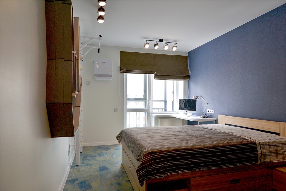 Diseño de dormitorio infantil contemporáneo de tamaño medio con paredes azules, suelo de corcho y suelo azul