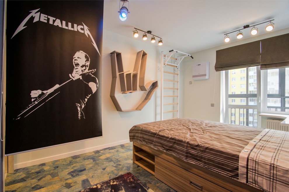 На фото: детская среднего размера в современном стиле с спальным местом, синими стенами, пробковым полом и синим полом для подростка, мальчика с