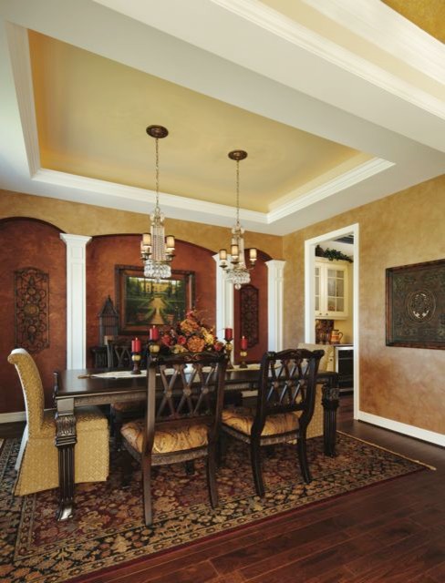 Traditional dining room in Detroit.
