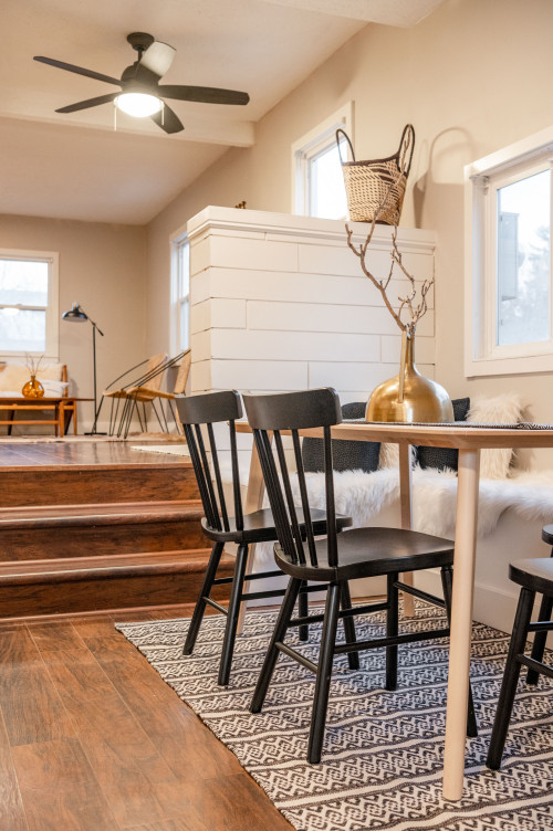 A breakfast nook is an inviting area in your kitchen that you and your family could enjoy a good breakfast, or have peaceful meal