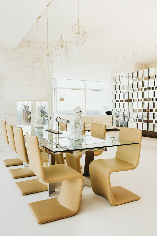 Photo of a modern dining room in Atlanta.
