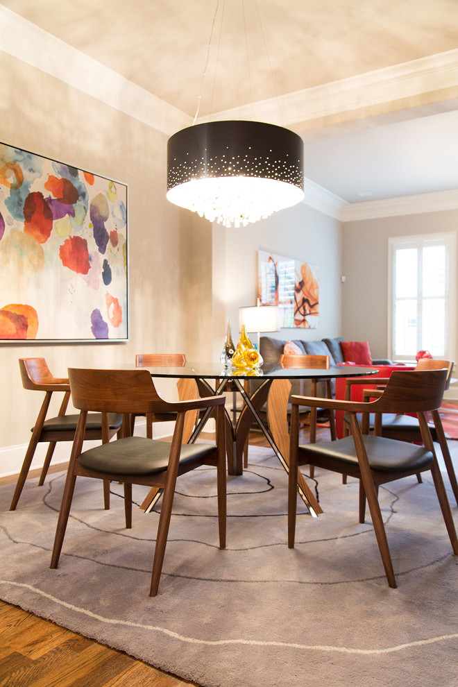 This is an example of a modern dining room in Atlanta.