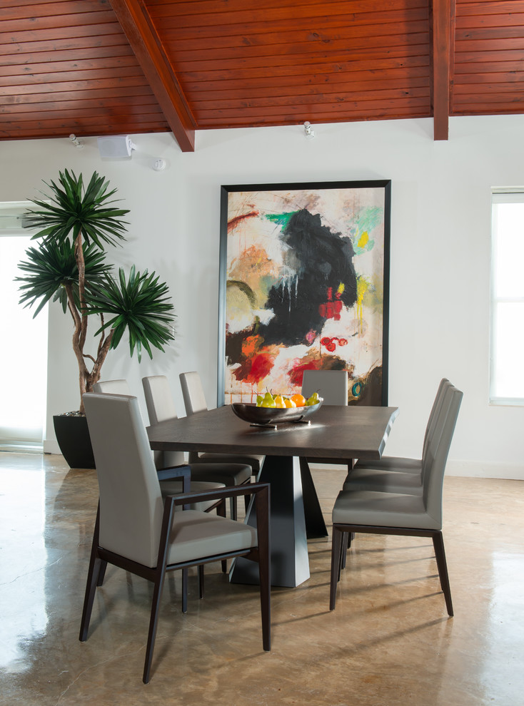 Photo of a contemporary dining room in Houston.