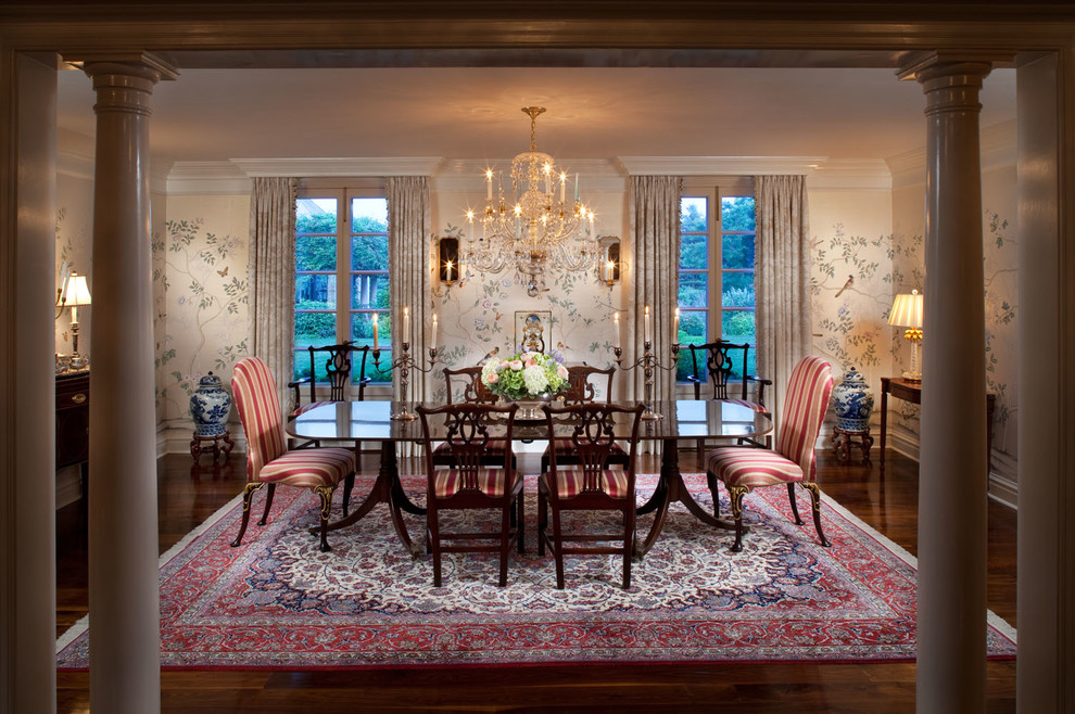 Dining room - traditional dining room idea in Richmond