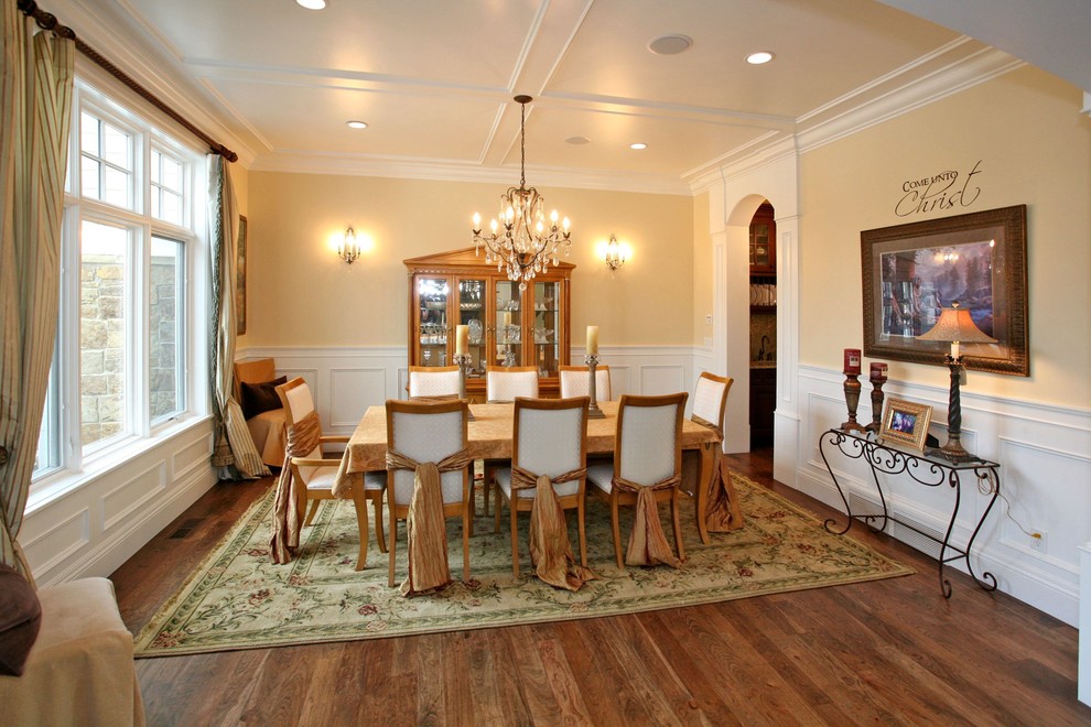 This is an example of a classic dining room in Salt Lake City.
