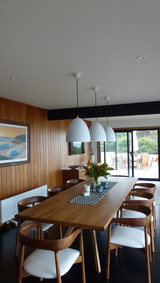 Medium sized contemporary kitchen/dining room in Geelong.