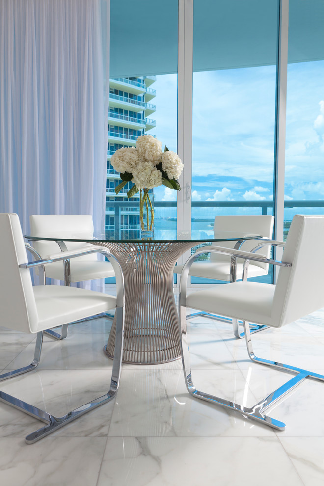 Contemporary dining room in Miami.