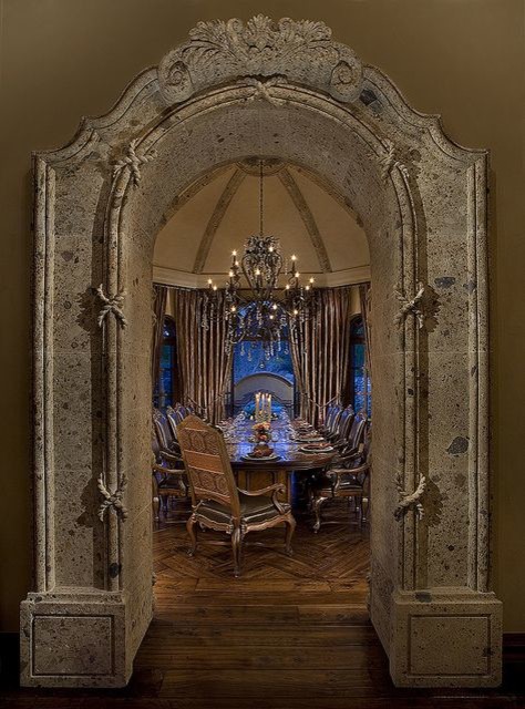 Design ideas for an expansive traditional dining room in Phoenix.