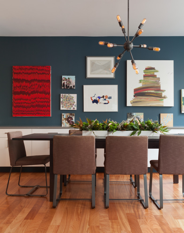 Artist S Living Room Contemporary Dining New York By Mercer Interior - Artist Dining Room Table Artist S Living Room Contemporary Dining New York By Mercer Interior - Artist Dining Room Table